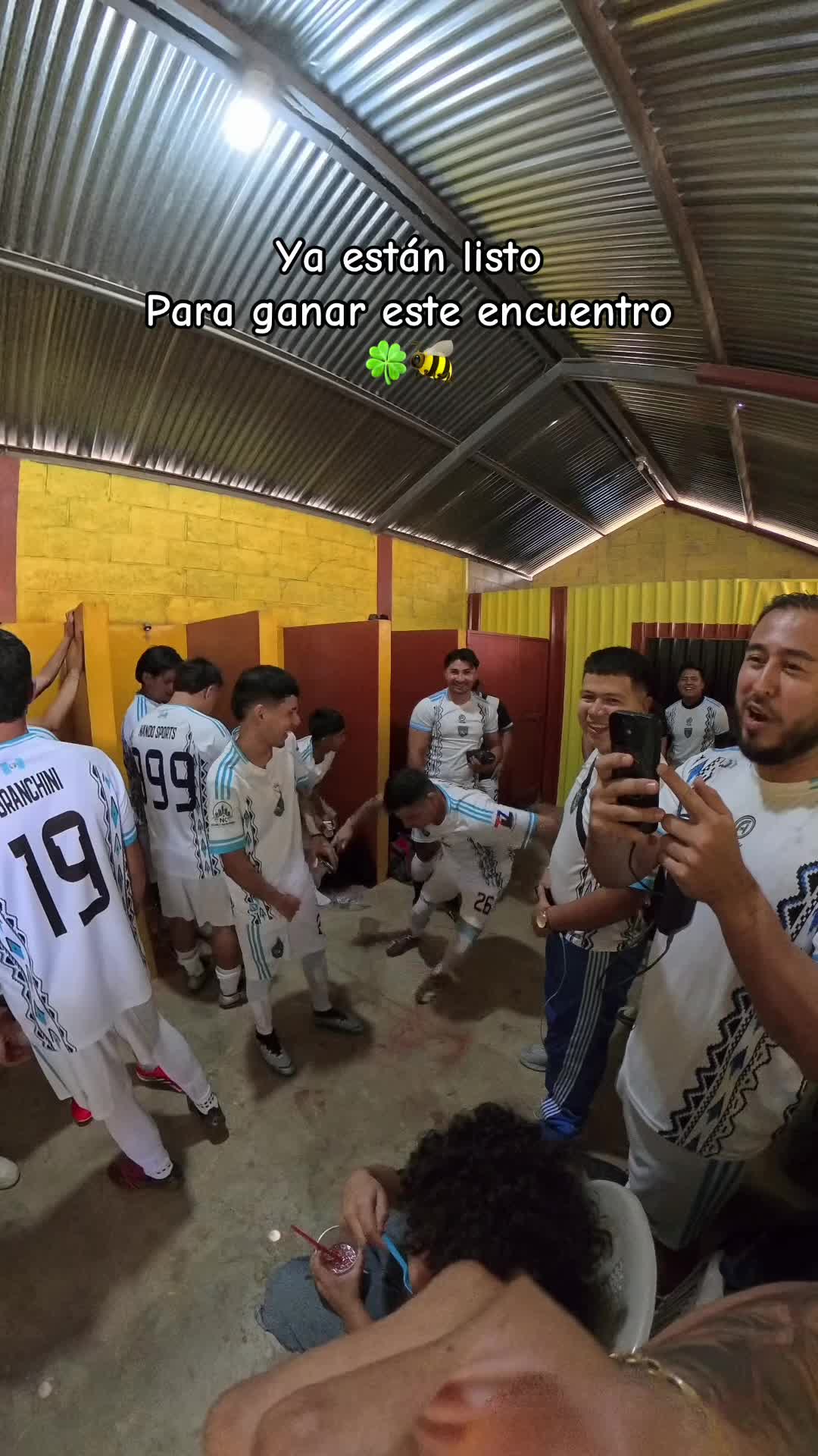 @🐝LA AVISPA 09🐝