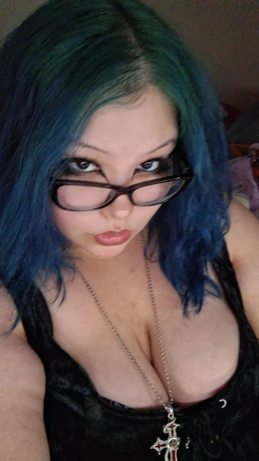 @Mel <3