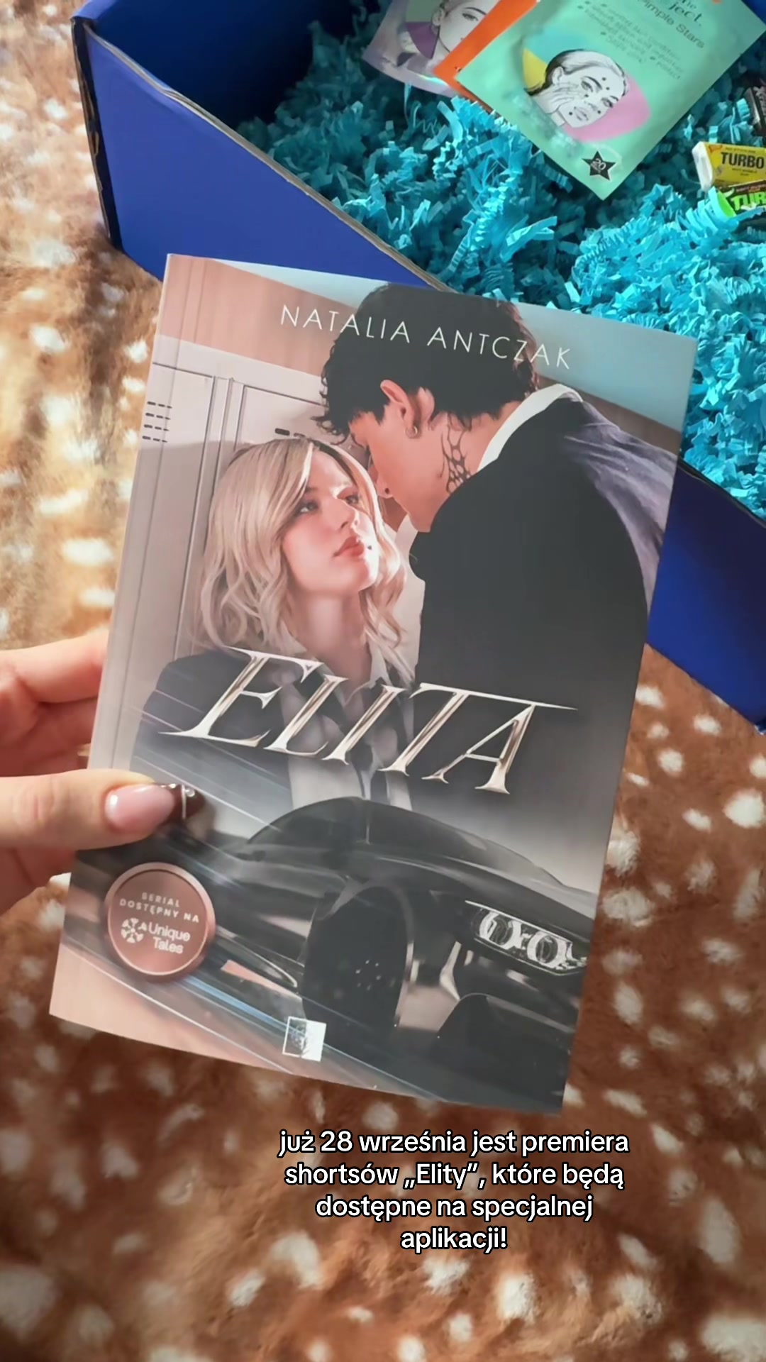 @veronica || booktok