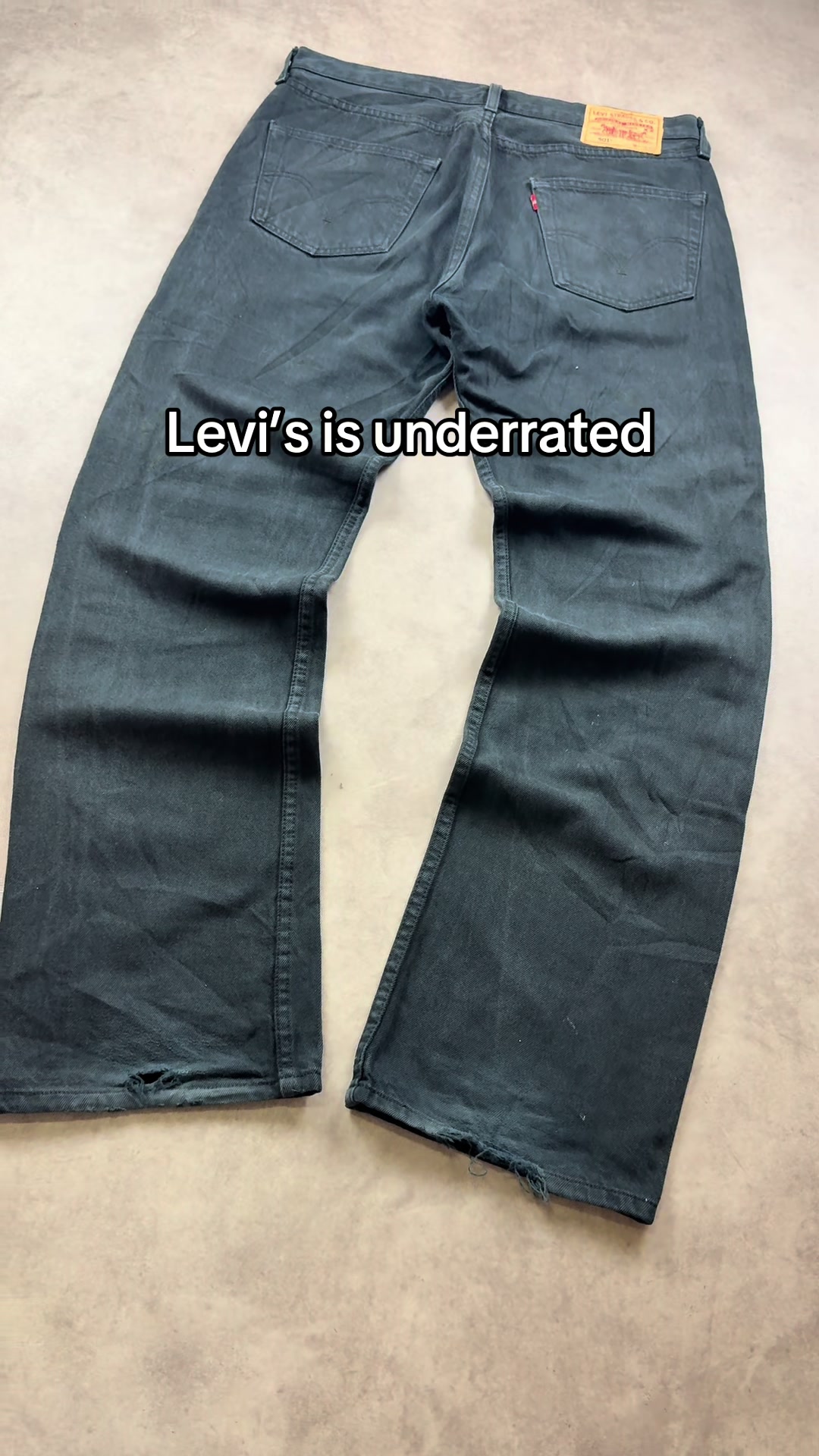 @selected-essentials.com