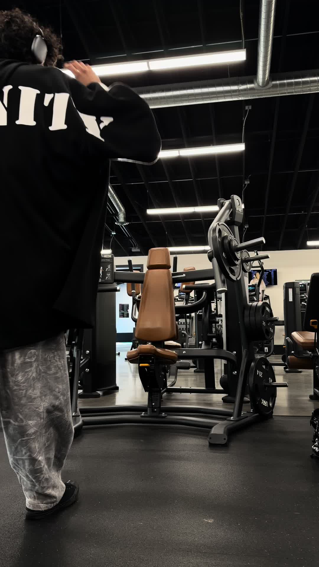 @Chookaa.Lifts