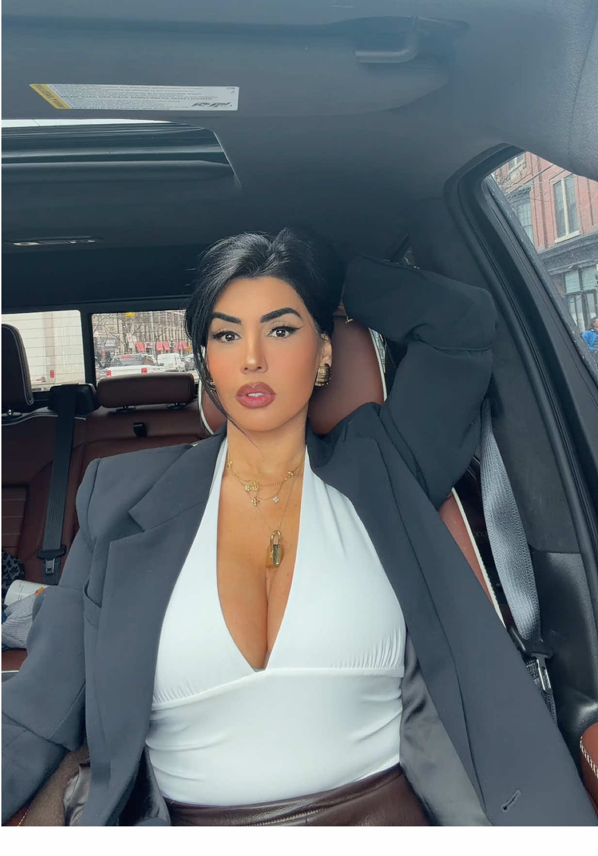 @zarazaherr