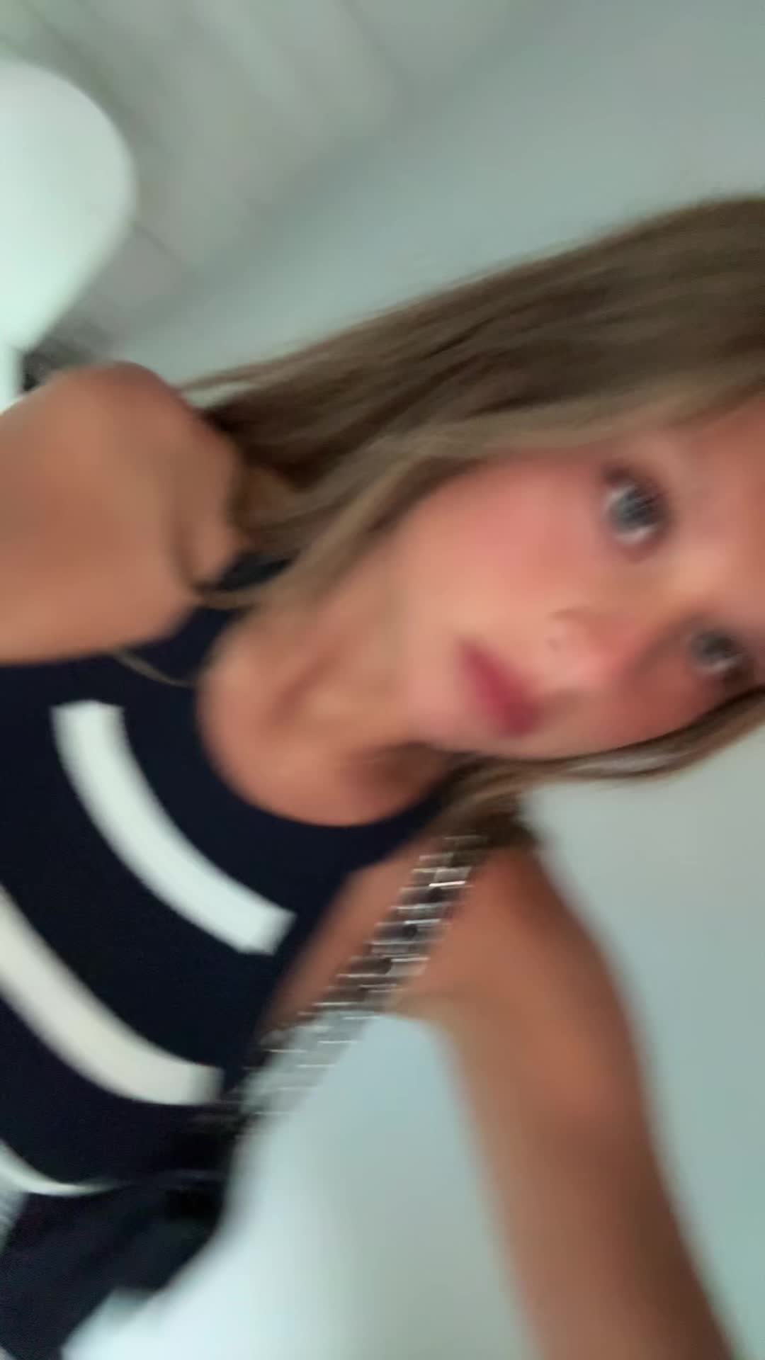 @Sienna