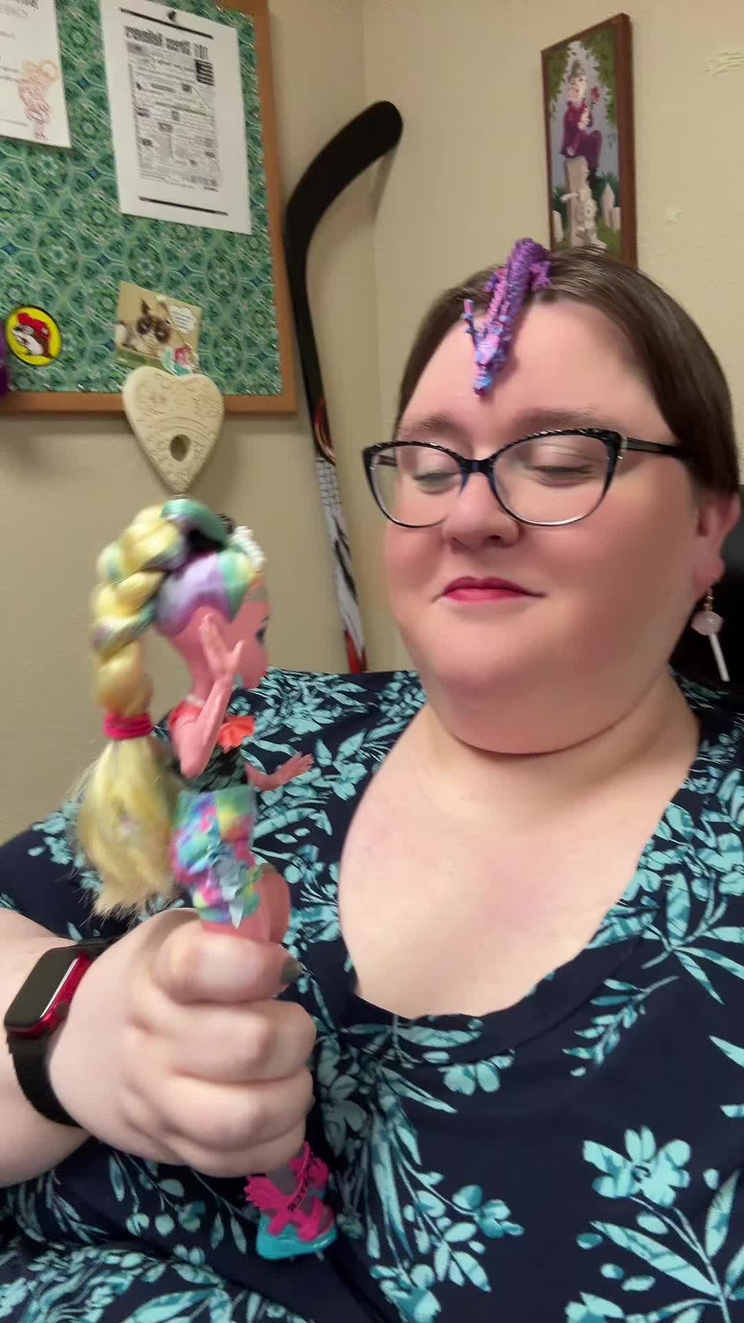@Maggie: Therapist & Nice Gal