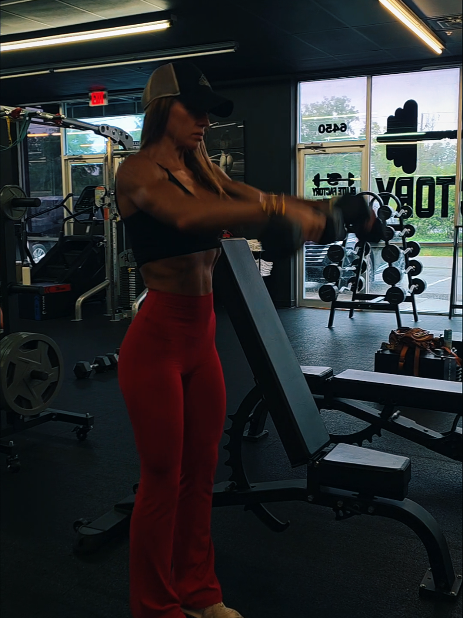 @ElizabethAnneFit