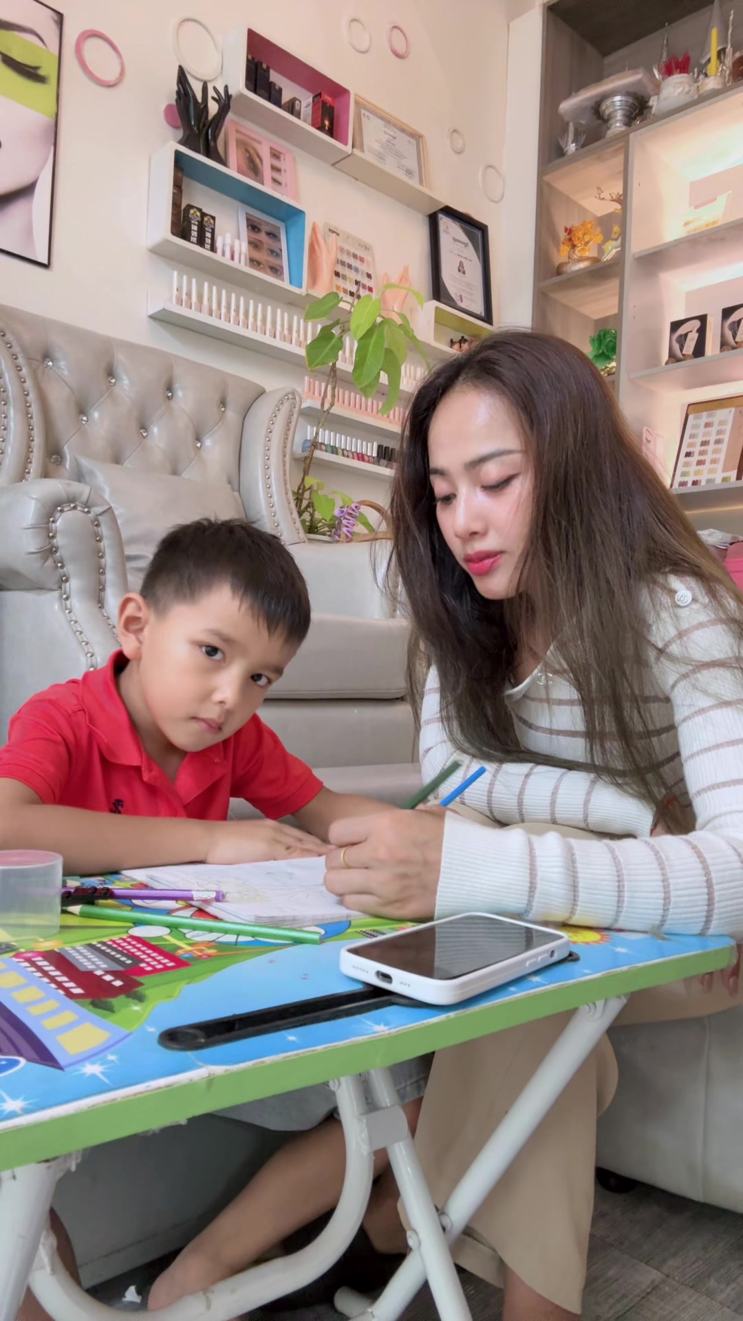 @ហាង អែមមី សាទ្បន ( បឹងស្នោរ )