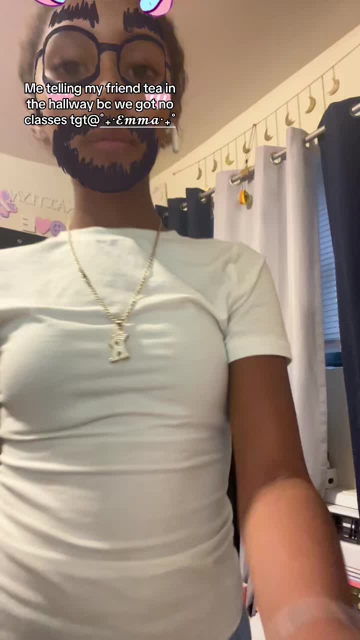 @Kaitlyn ❤️💙🇩🇴🇩🇴
