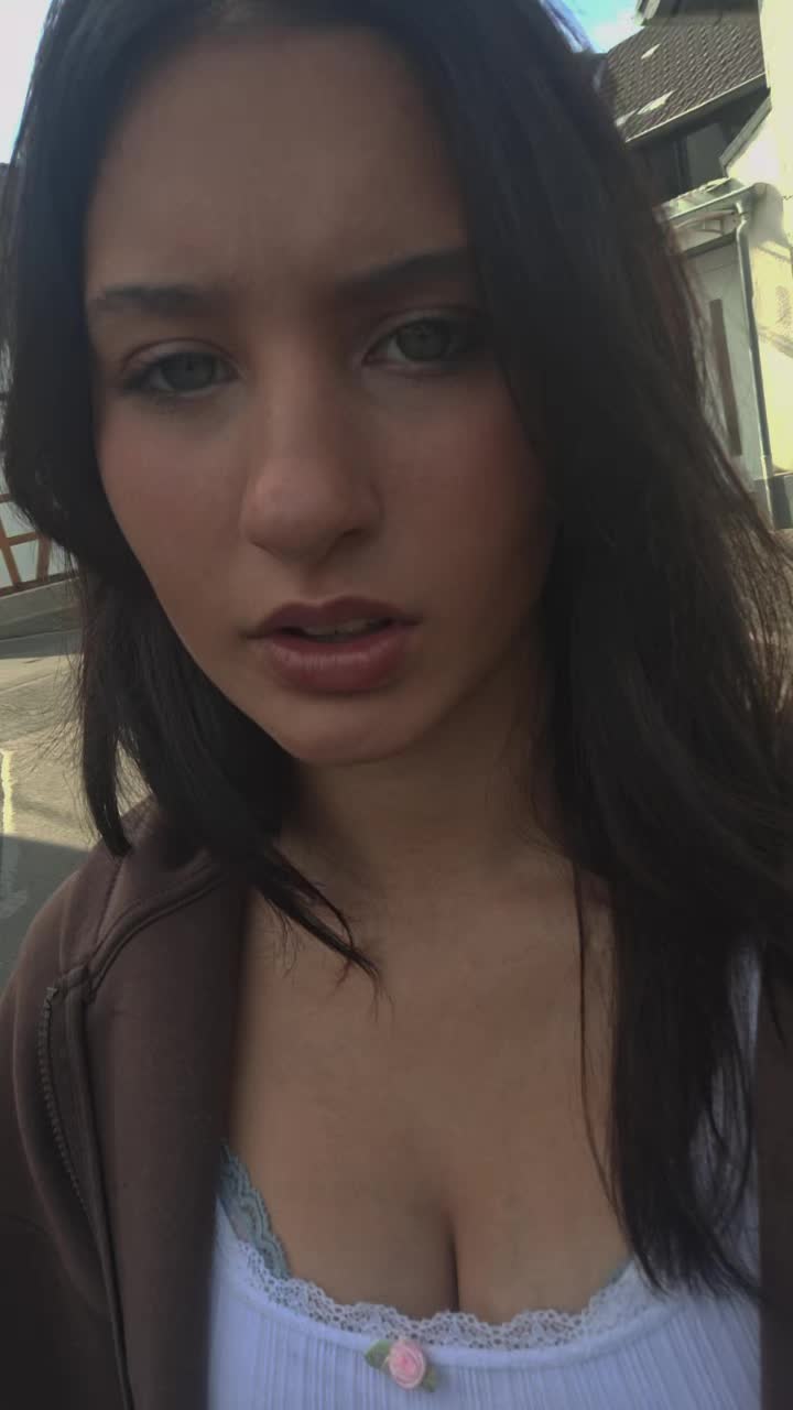 @Sophia