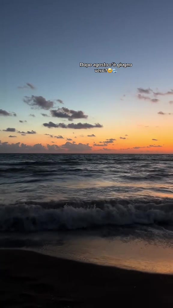 @𝓒𝓻𝔂𝓼𝓽𝓪𝓵 🐬🌺