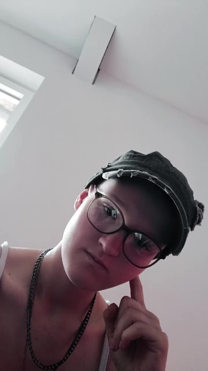 @Small_strays_bite