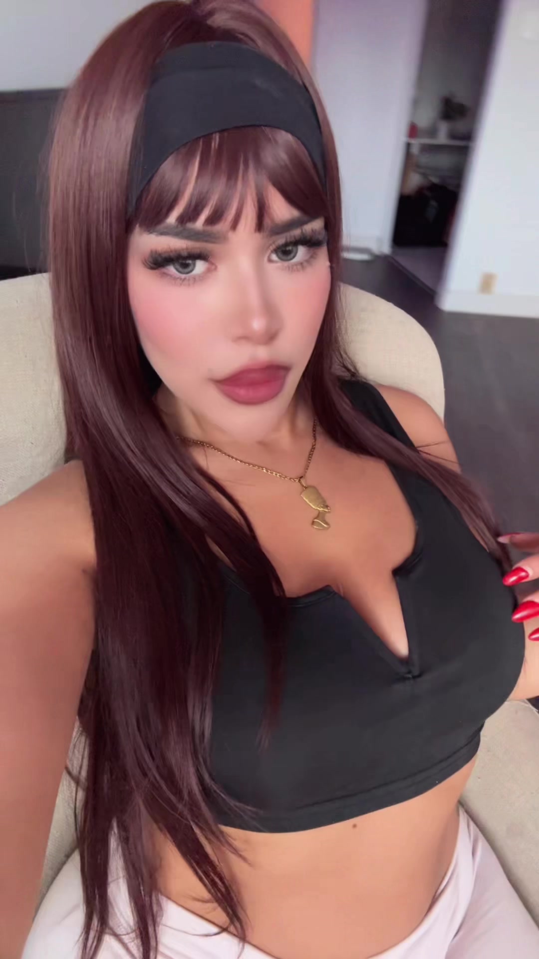 @JIJI Làcristàal 💎