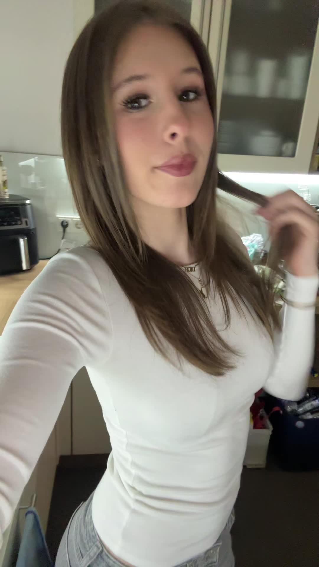 @️