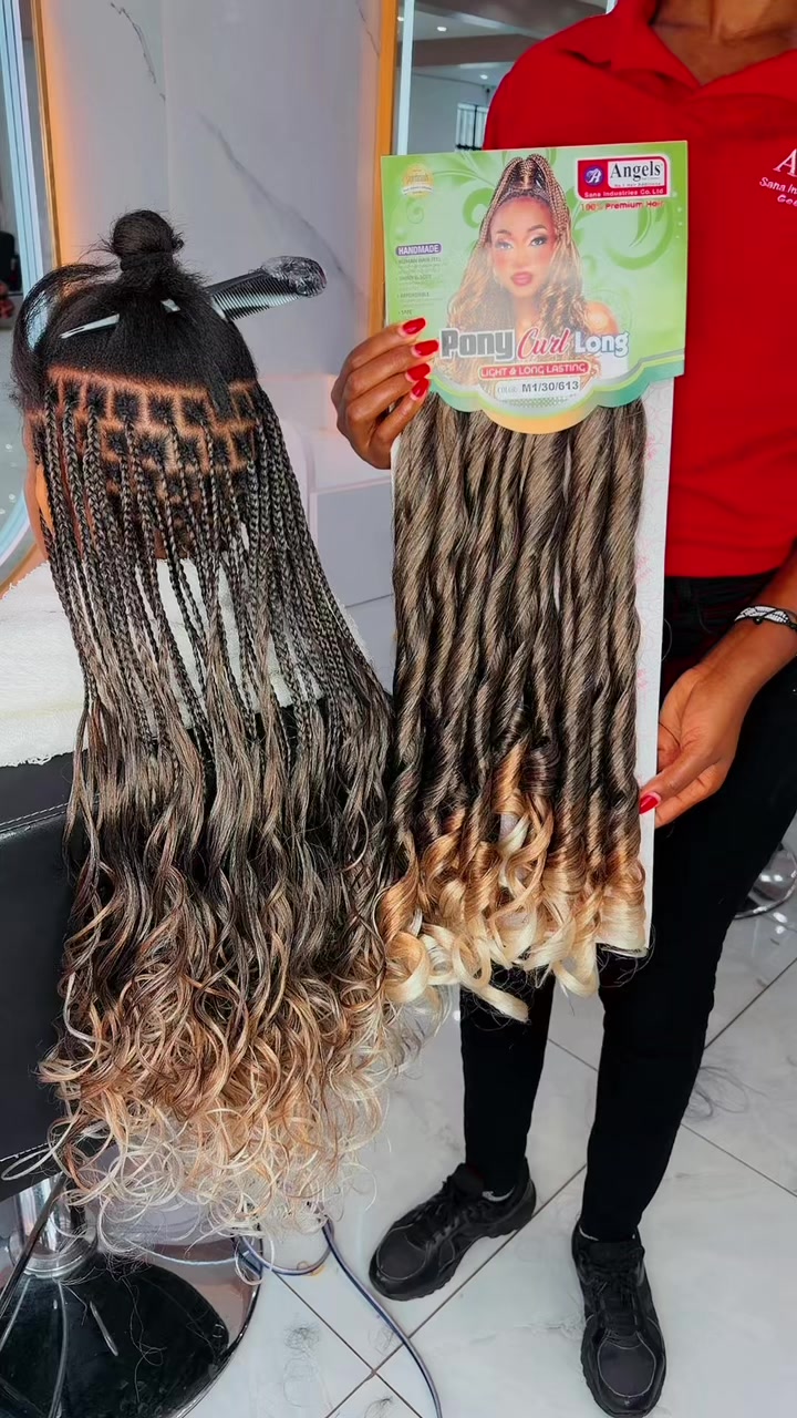 @GEECURLY SALON