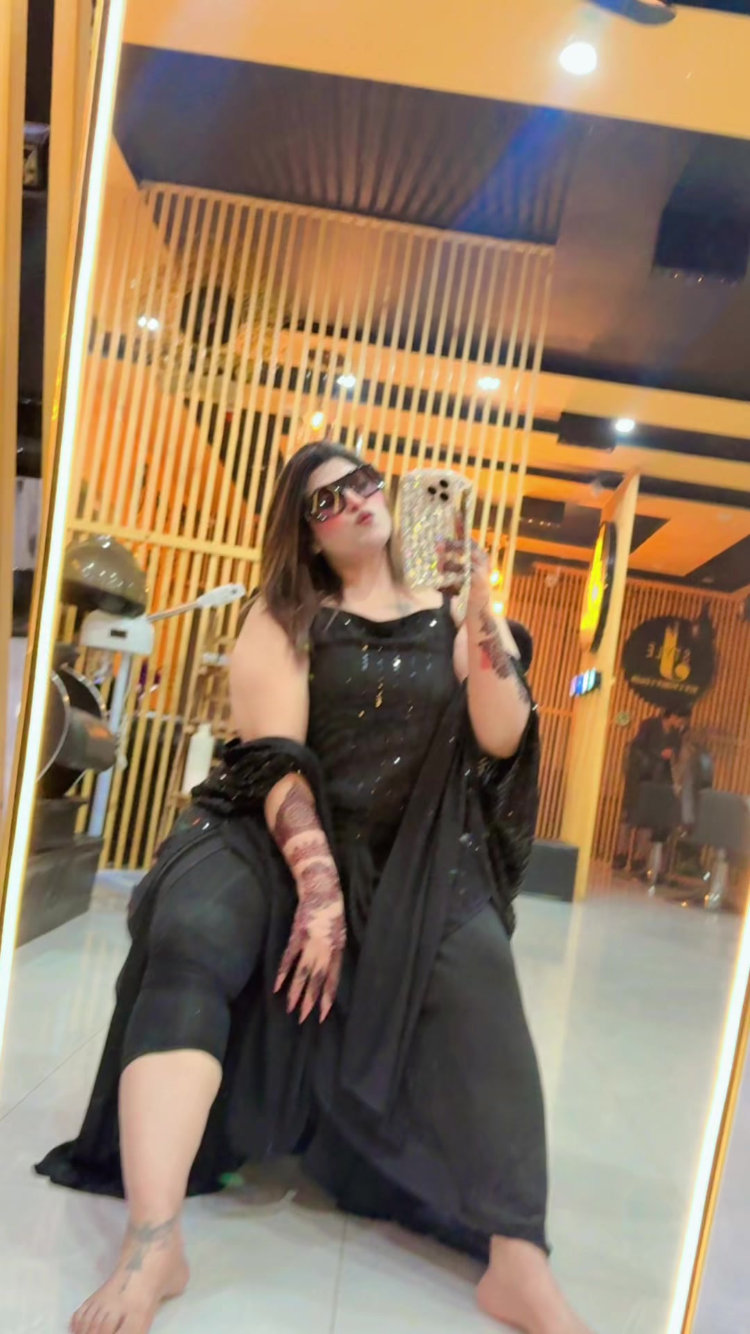 @Ayesha Butt
