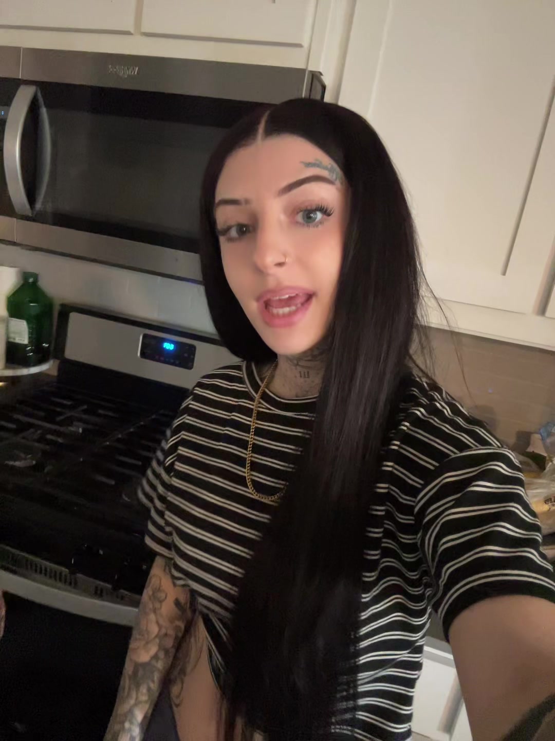 @Lilyrrrose
