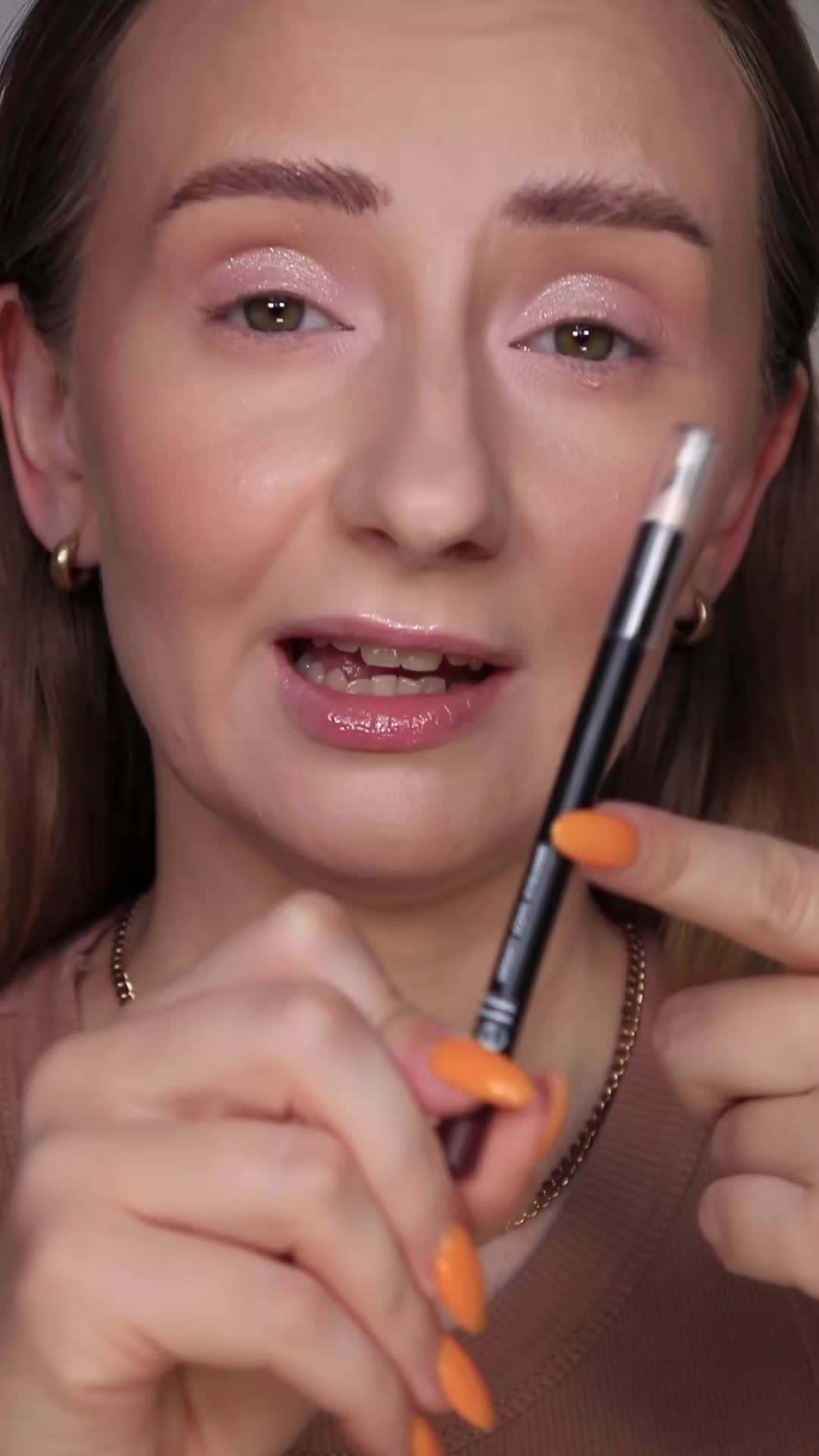 @helga.mua.makeup
