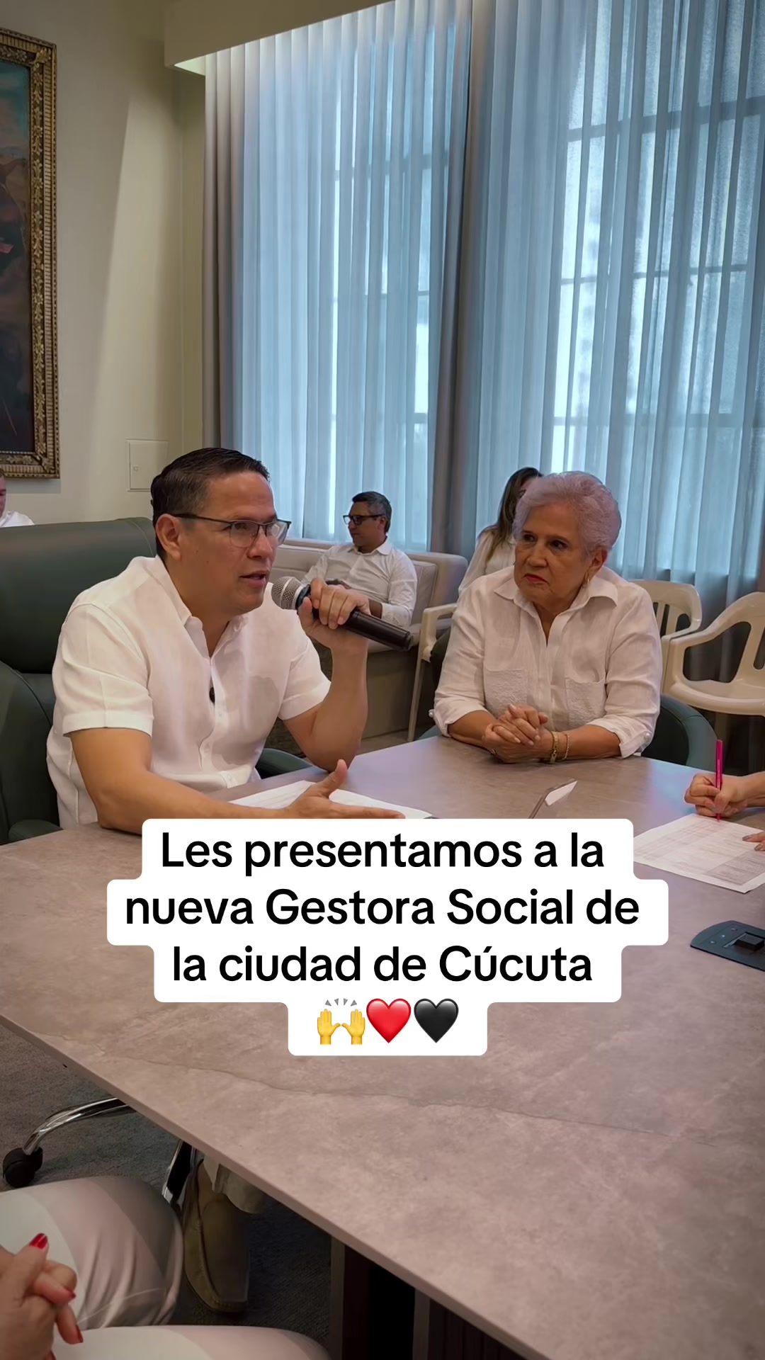 @JorgeaAcevedo