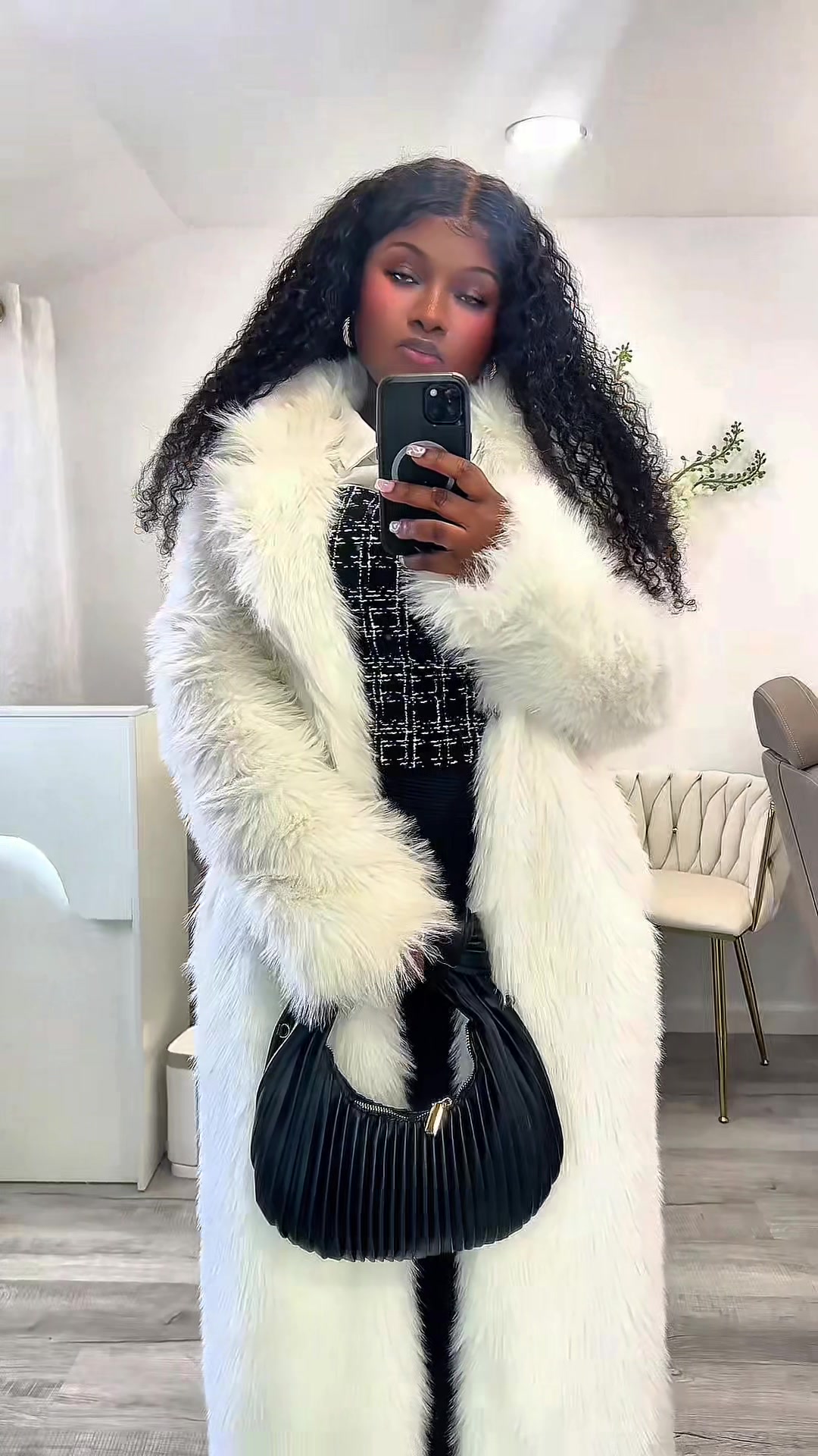 @Afia the content Creator