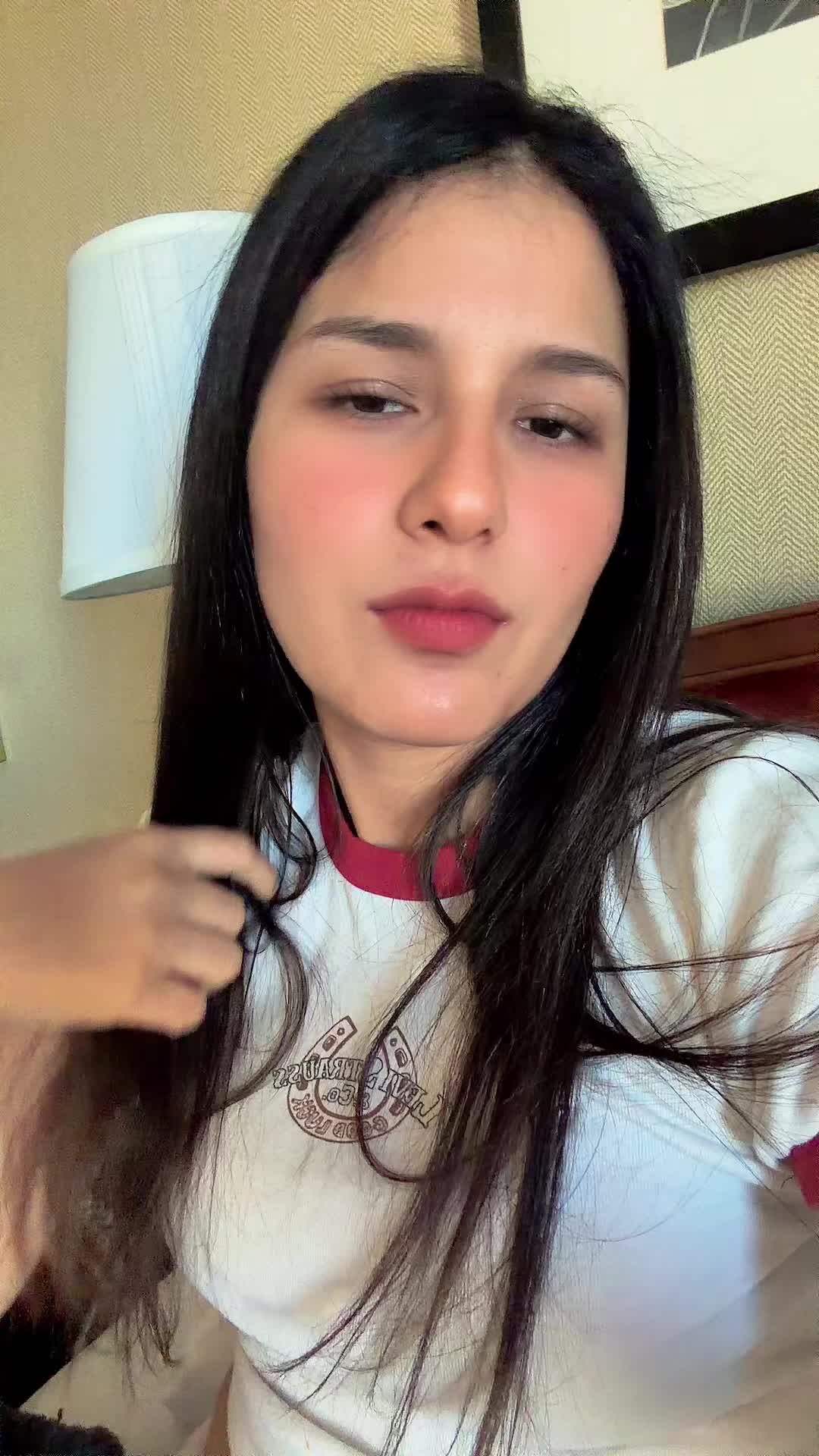 @Maria zuniga