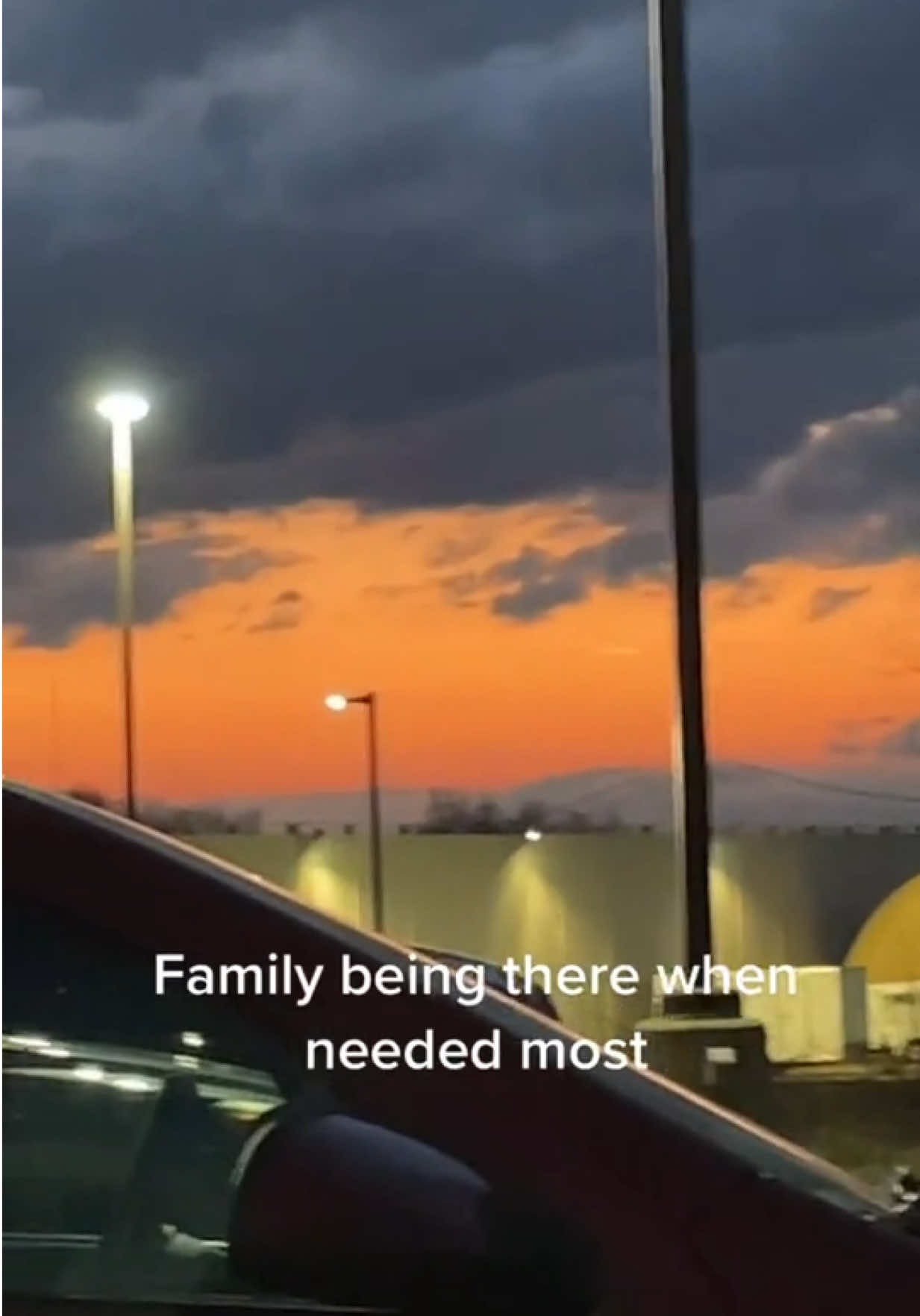 @Emily Raine