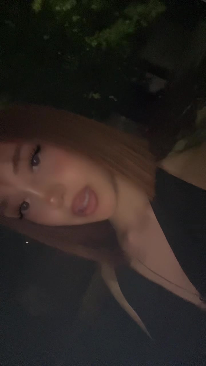 @elena