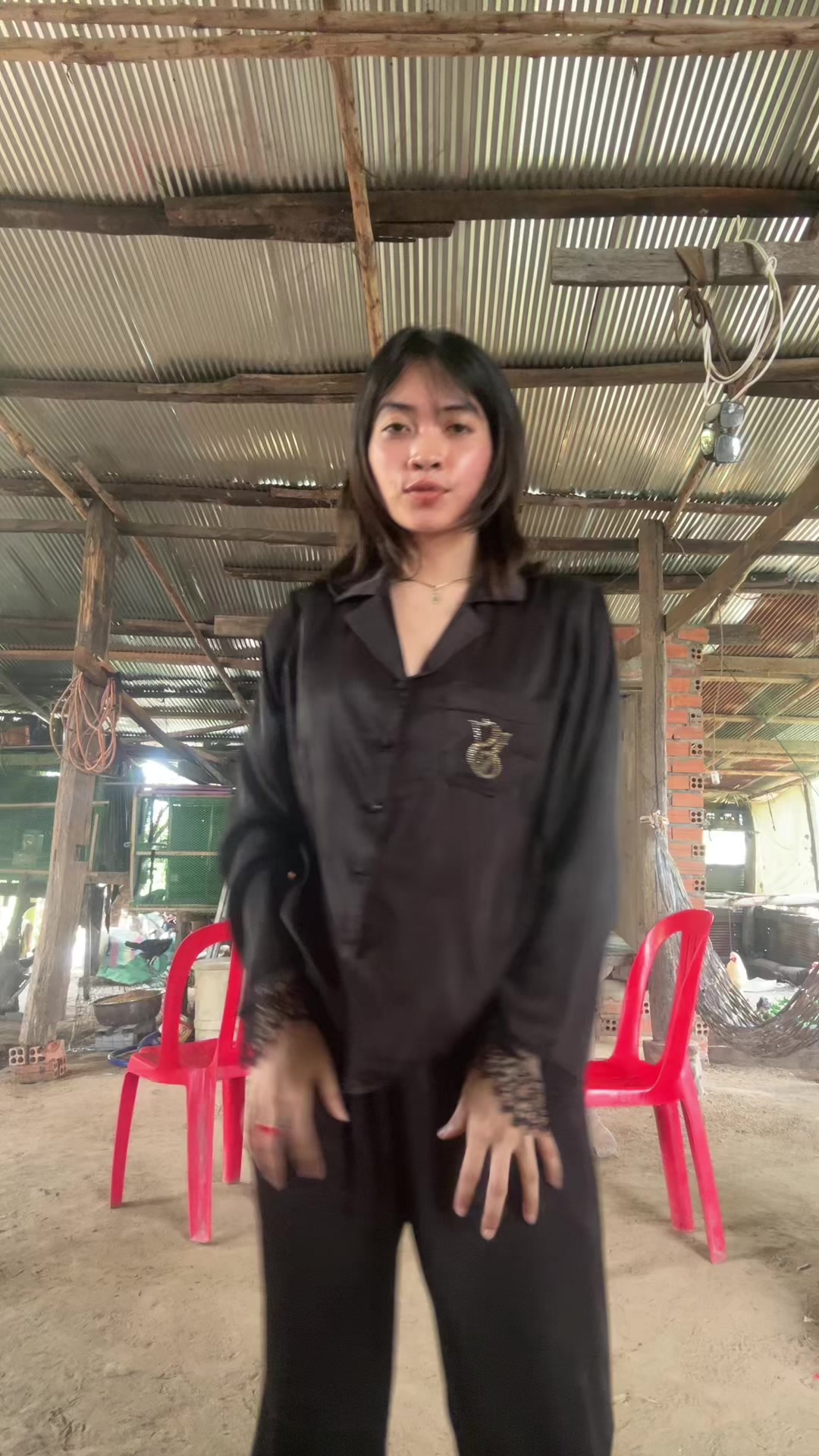 @Ployy