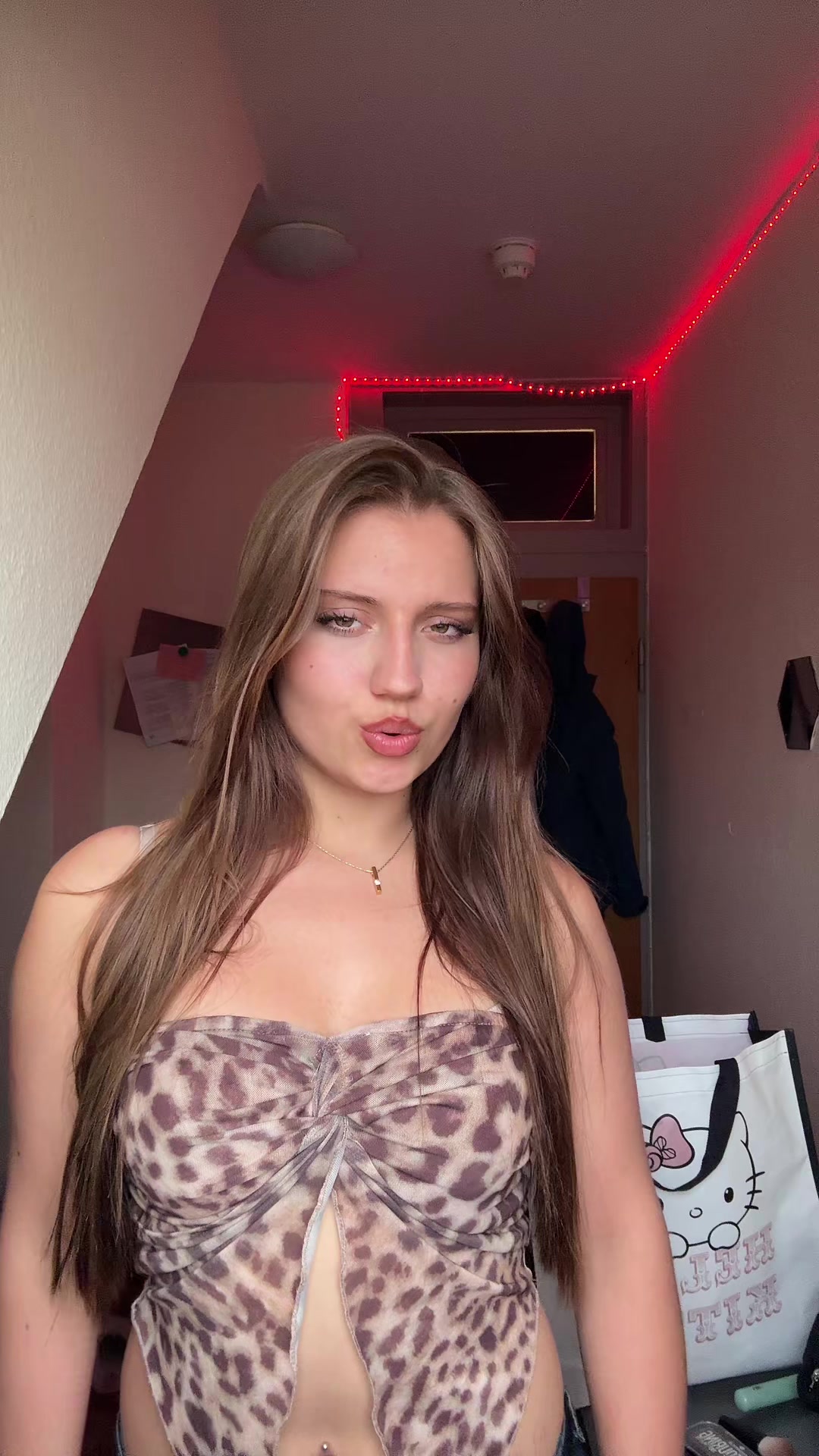 @Ева🚬
