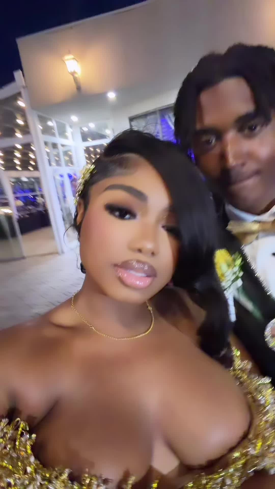 @sadprettyhoe101