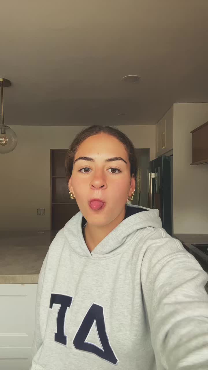 @shoshii😋🪬🌟🍓🪩
