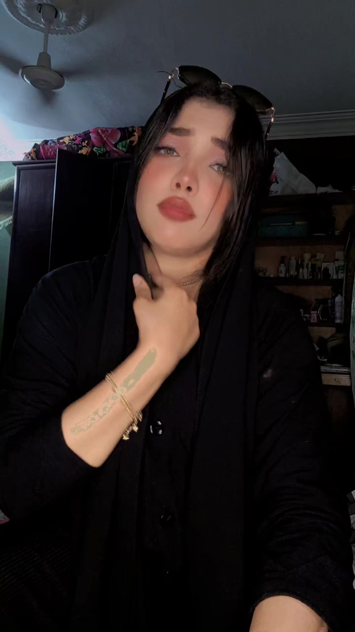 @ساره