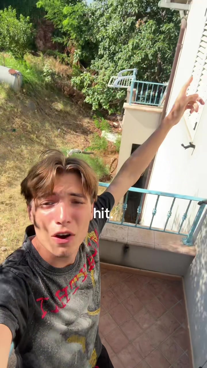 @Reskyu