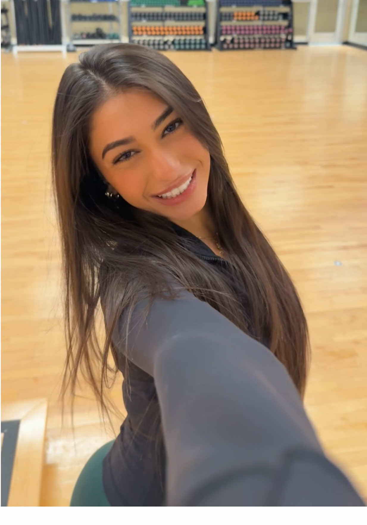 @Lara