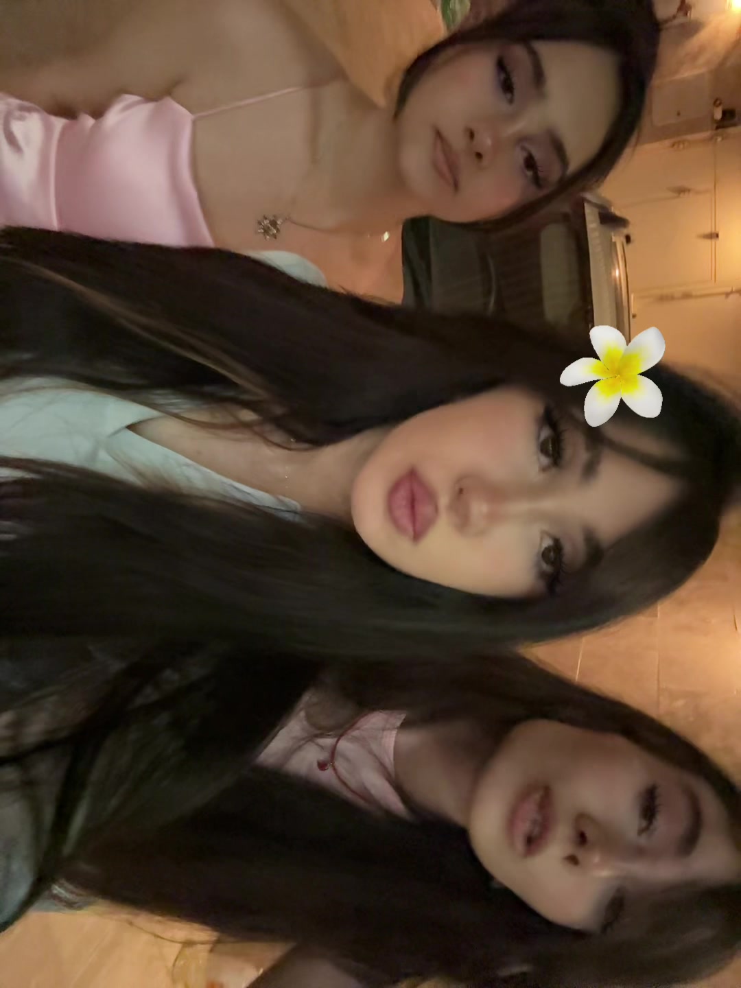 @T
