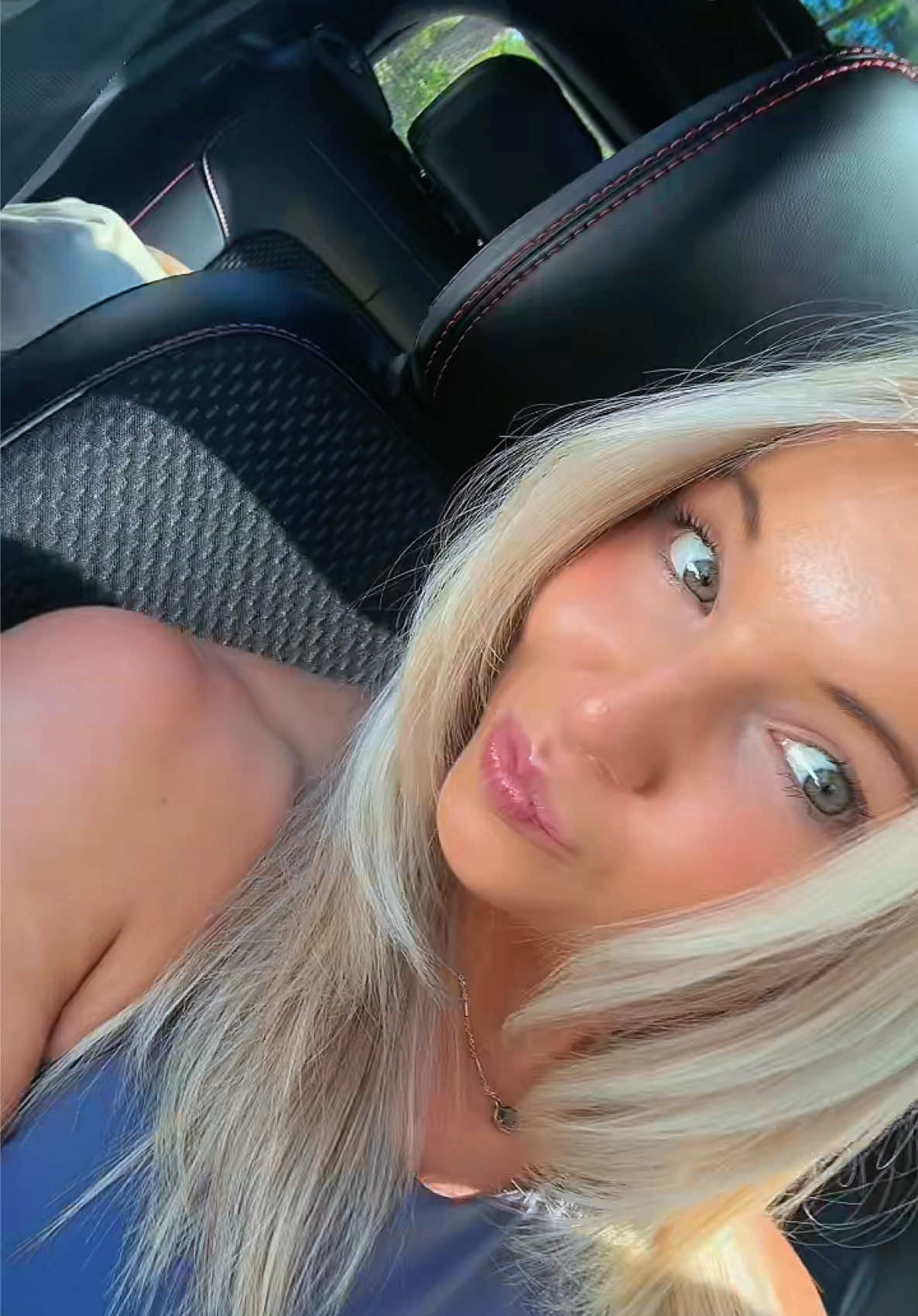 @livishafer1