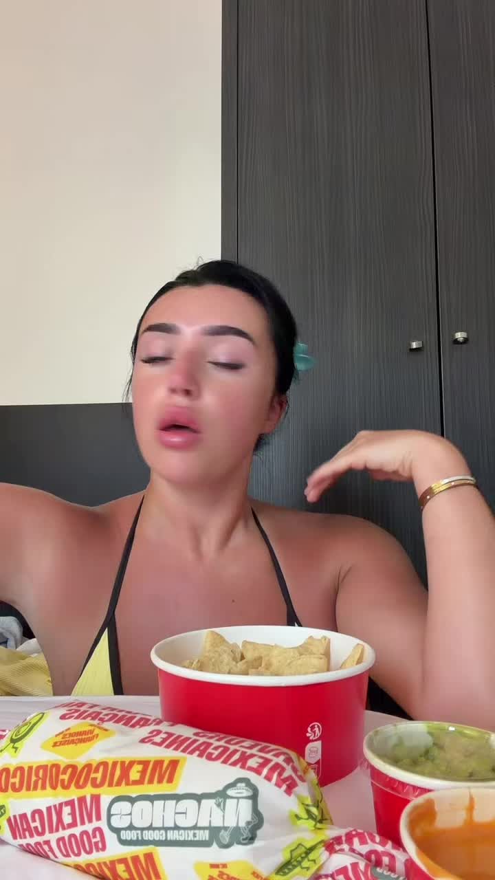 @Carla Belucci