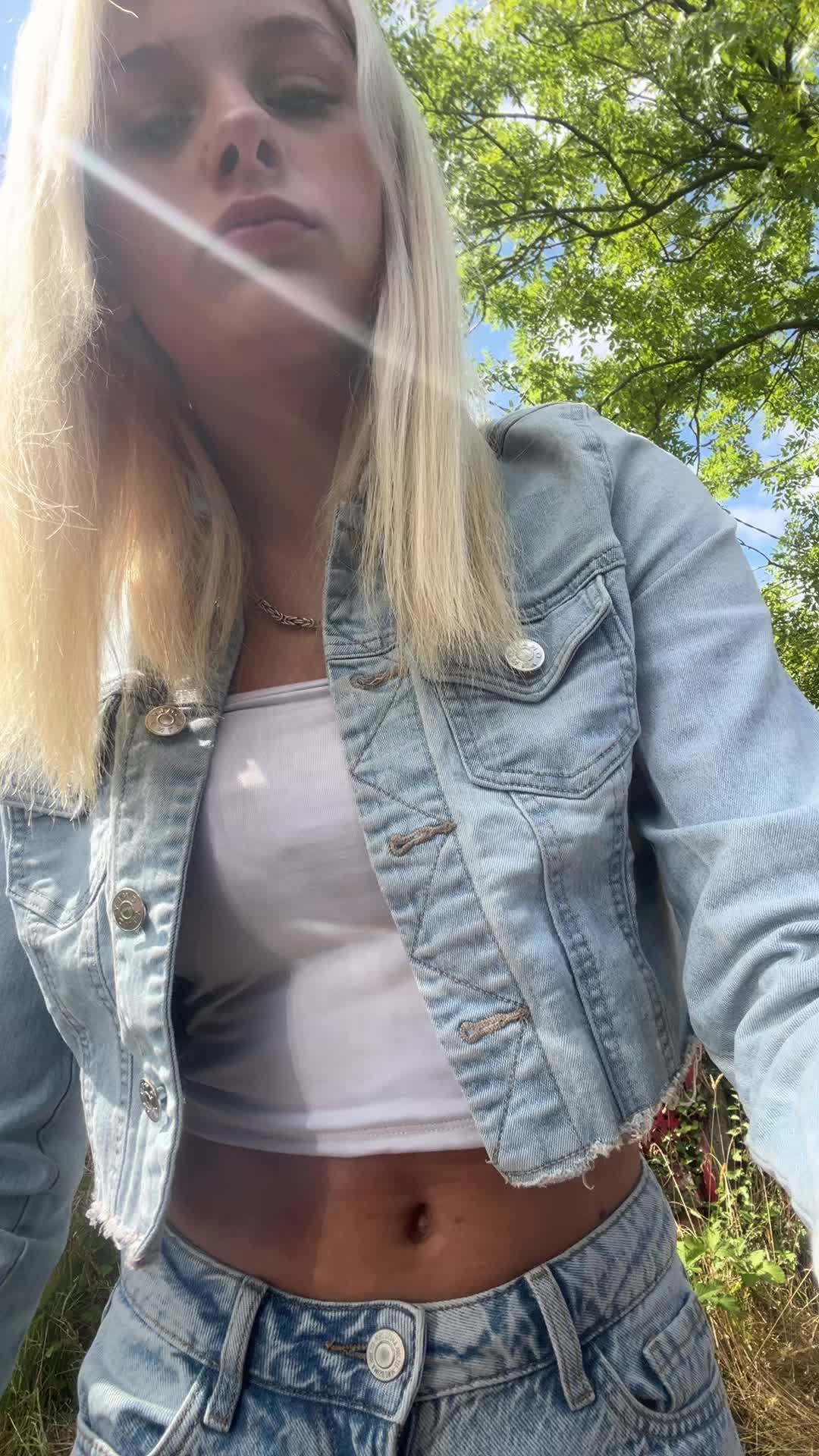 @Mariella✝️