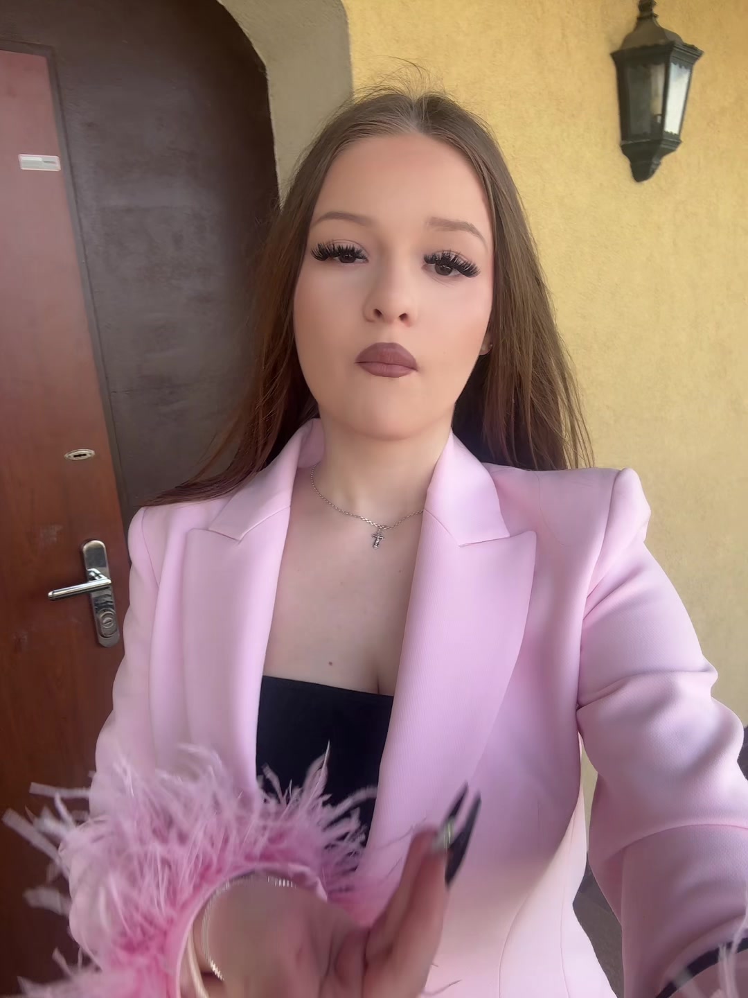 @lipwix_x