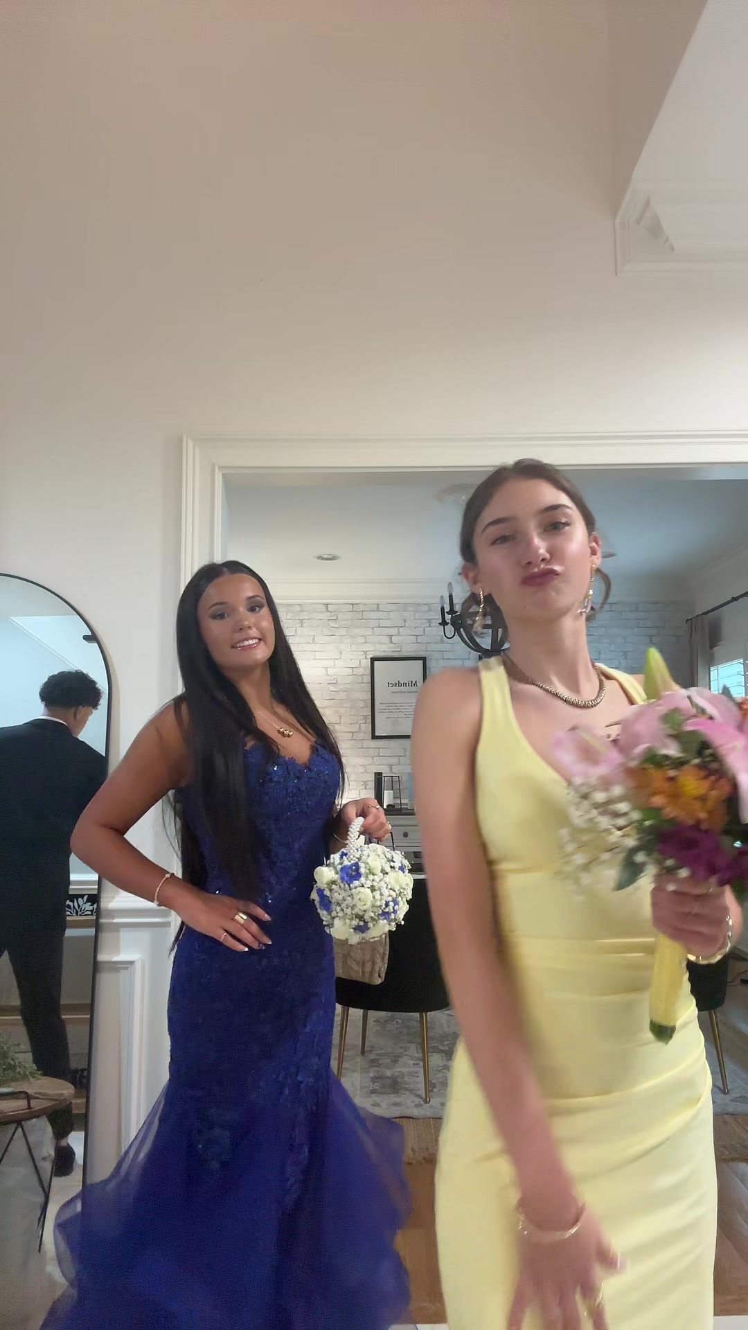@vivian