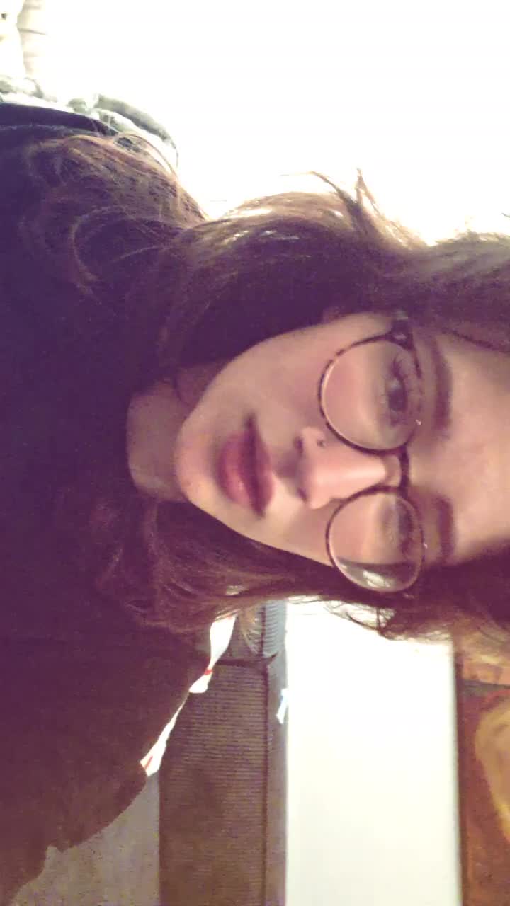 @zoeyy:3