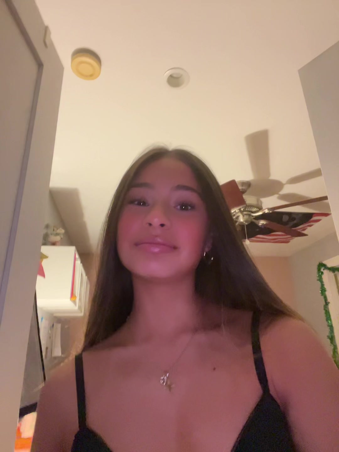@🫚