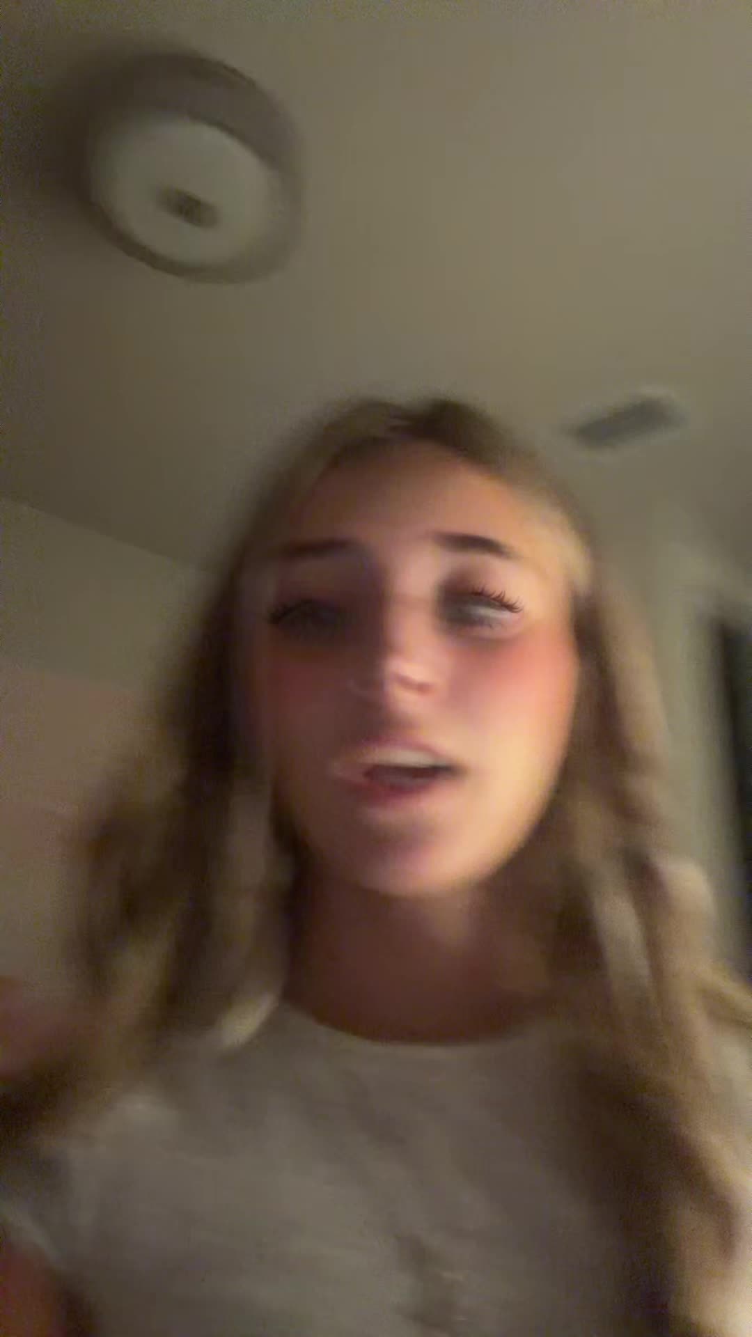@hi