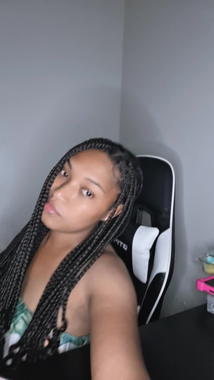 @Auribabyy