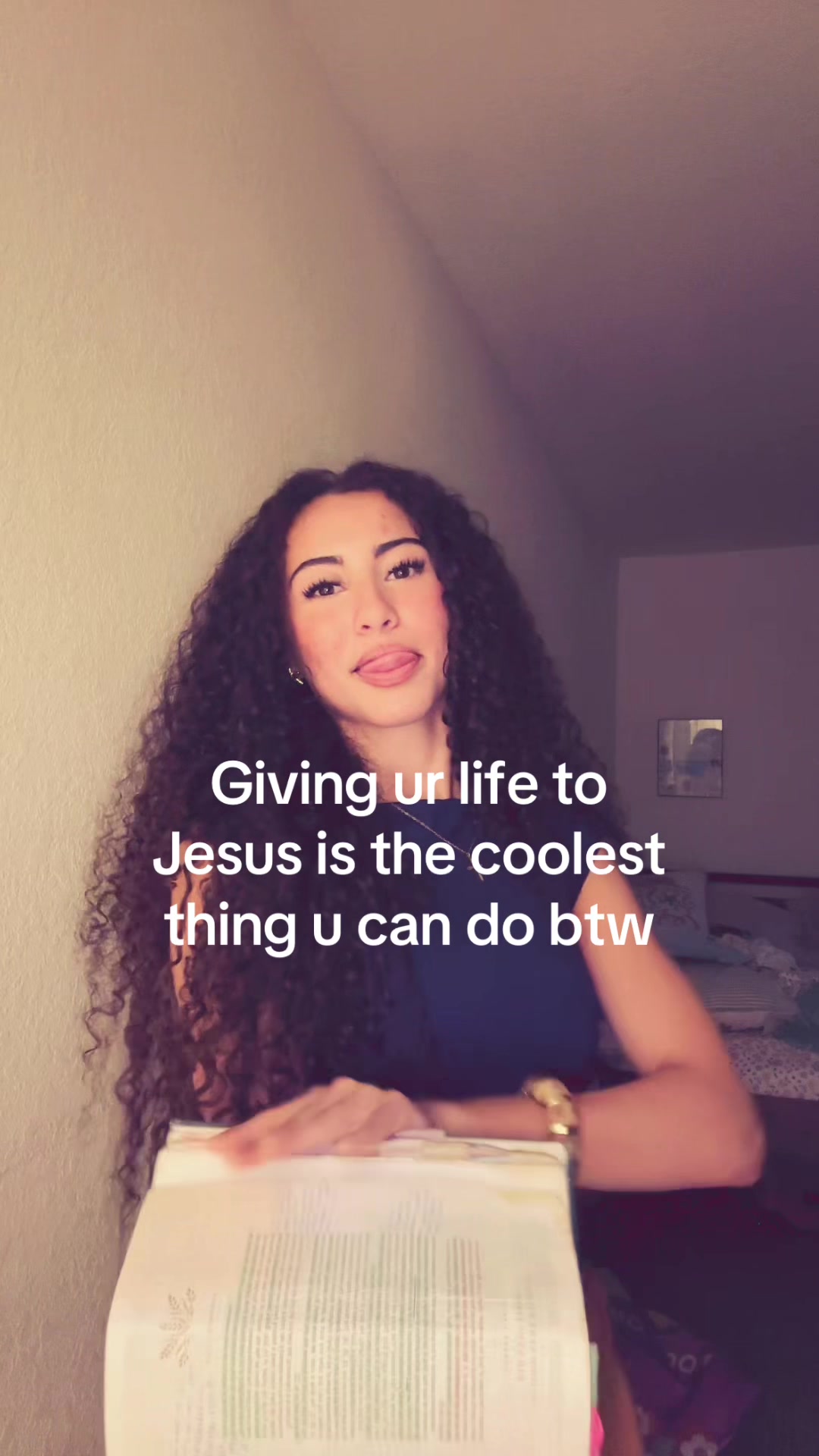 @Alyssa Fernandez ✞