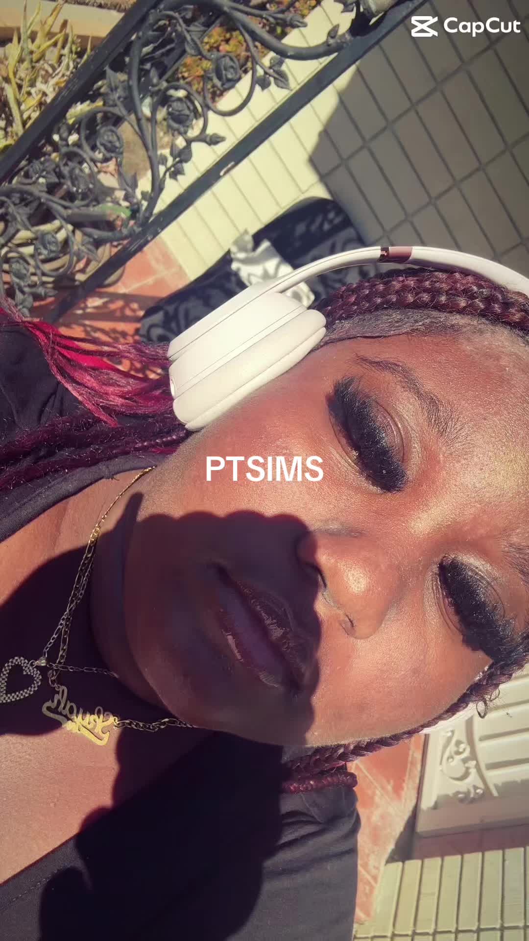 @𝒮𝓀𝓎