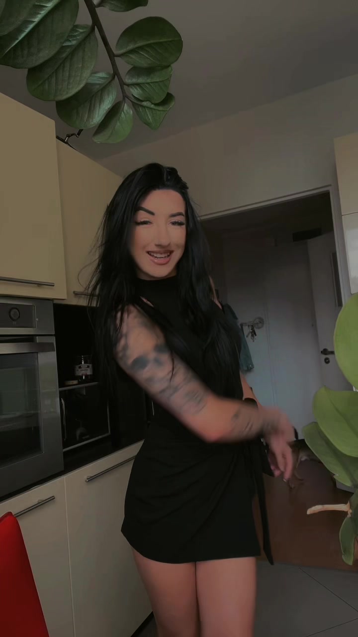 @_beluniaaa_