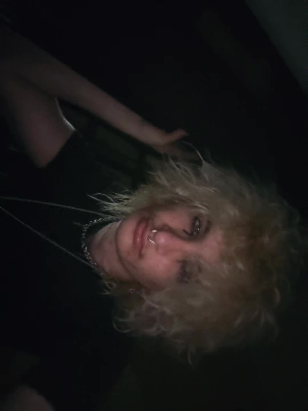 @❉