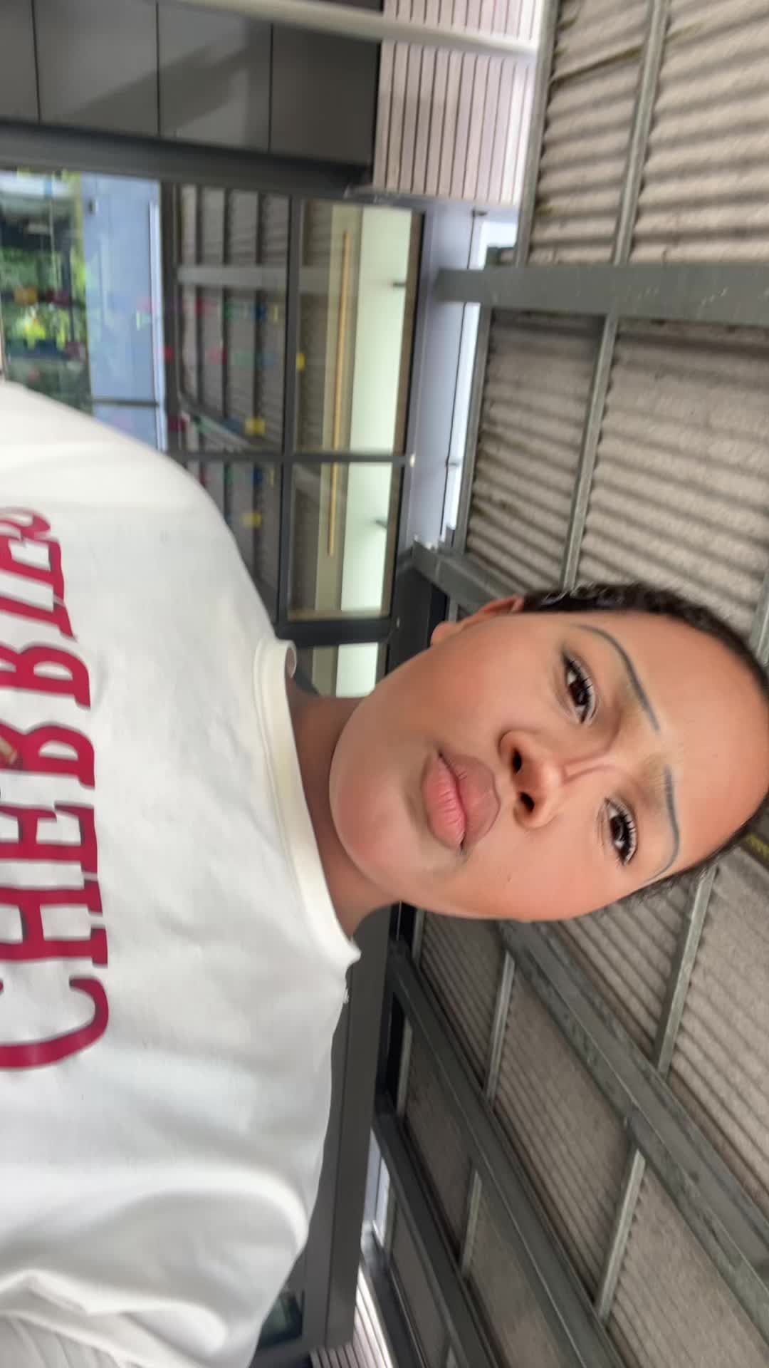 @Sandra