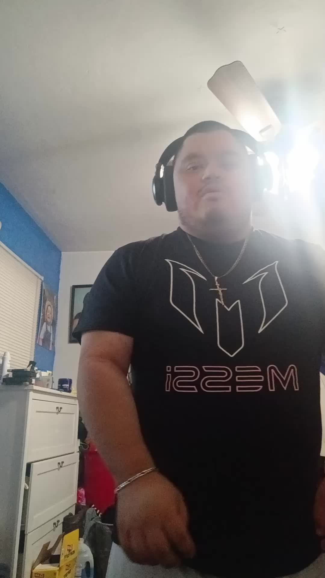 @Giovanni Diaz🇺🇲