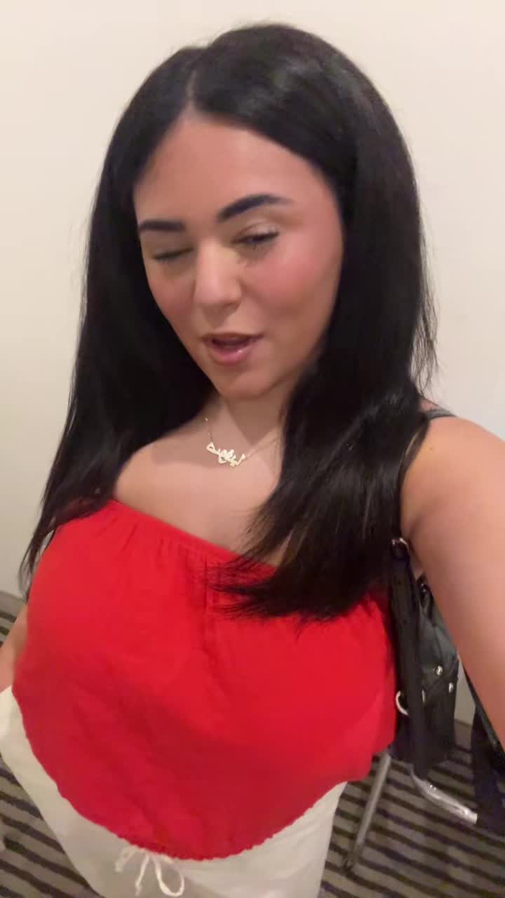 @Sophia