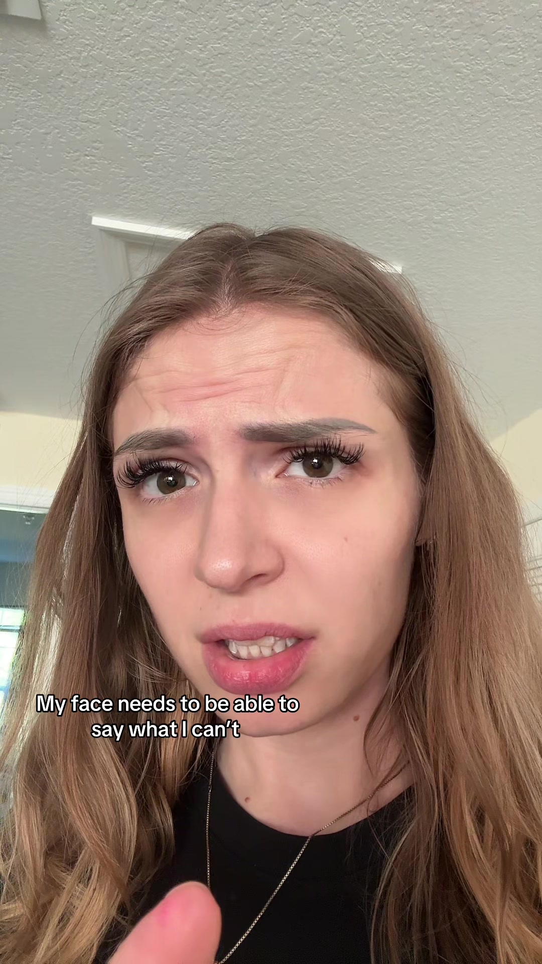 @niki&nicole